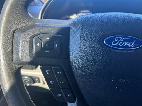 Used 2022 Ford F250 XLT w/ FX4 Off-Road Package image 16