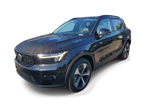 Used 2026 Volvo XC40 B5 Plus AWD/4WD image 2