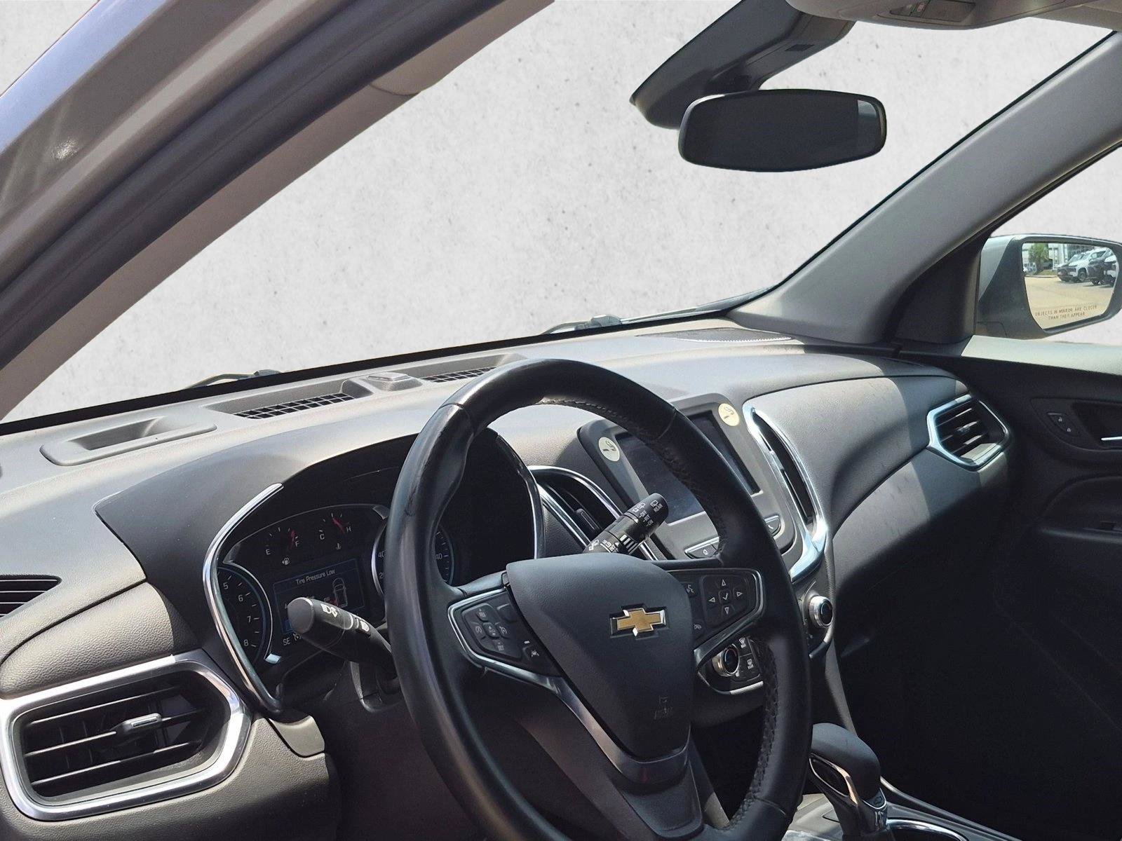 Used 2024 Chevrolet Equinox LT FWD image 9