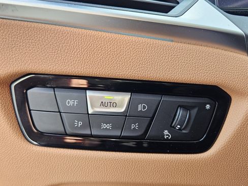 Used 2023 BMW 330e w/ Driving Assistance Package RWD image 28