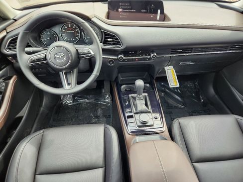 New 2025 MAZDA CX-30 2.5 Turbo w/ Premium Plus Pkg image 3