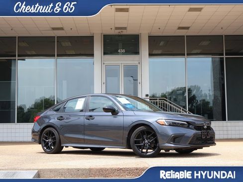 Used 2023 Honda Civic Sport image 2