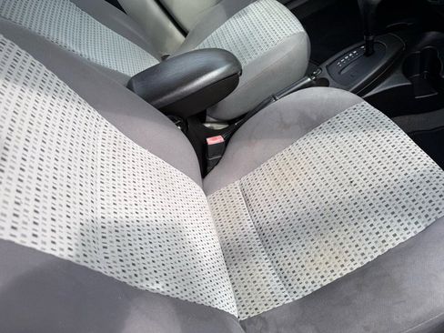 Used 2006 Ford Focus SES image 16