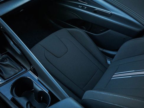 New 2026 Hyundai Elantra SEL Sport Premium FWD image 23