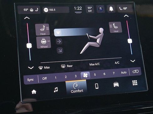 Used 2025 Jeep Grand Cherokee Altitude image 42