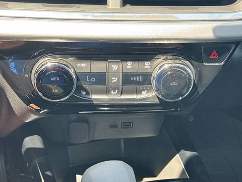 New 2025 Chevrolet Trax LT w/ Driver Confidence Package image 27