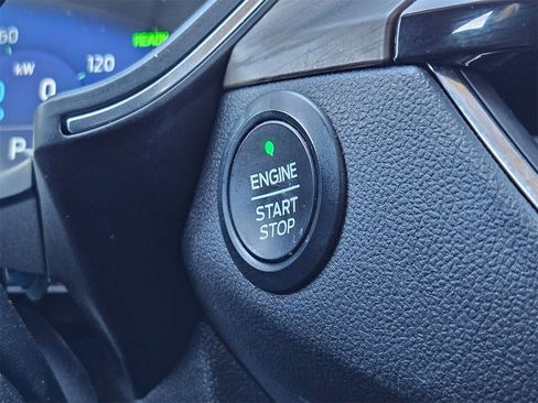 Certified 2020 Ford Escape Titanium image 15