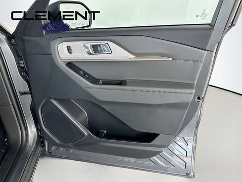 New 2026 Ford Explorer Active AWD/4WD image 32