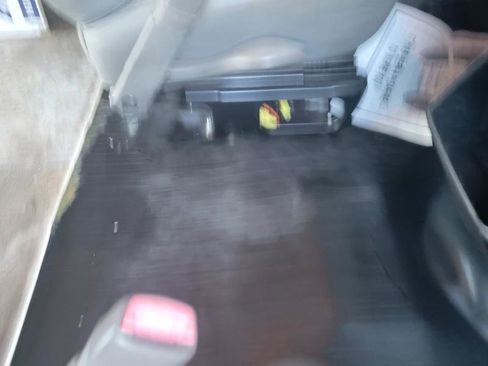 Used 2011 Chevrolet Express 1500 AWD image 49