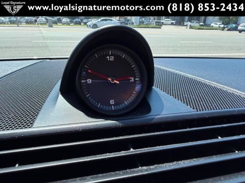 Used 2019 Porsche Panamera image 35