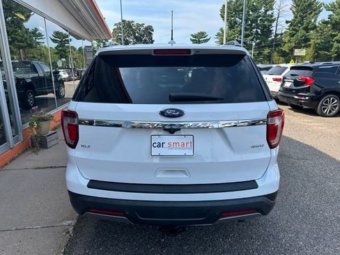 Used 2019 Ford Explorer XLT w/ Equipment Group 201A AWD/4WD image 6