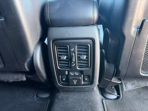 Used 2022 Dodge Durango GT AWD/4WD image 23