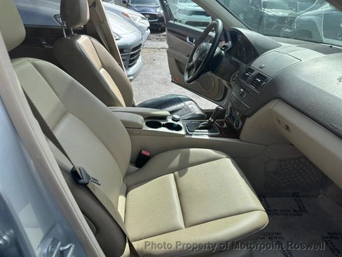Used 2011 Mercedes-Benz C 300 Sedan image 7