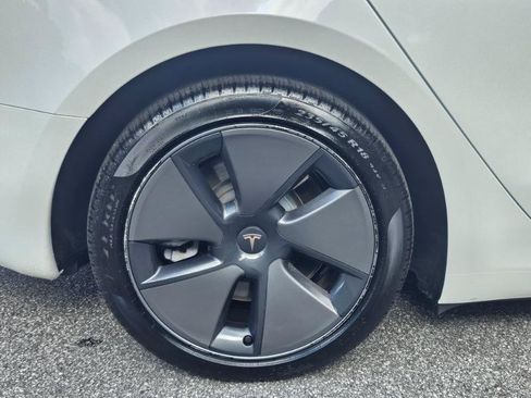 Used 2023 Tesla Model 3 Standard Range RWD image 15