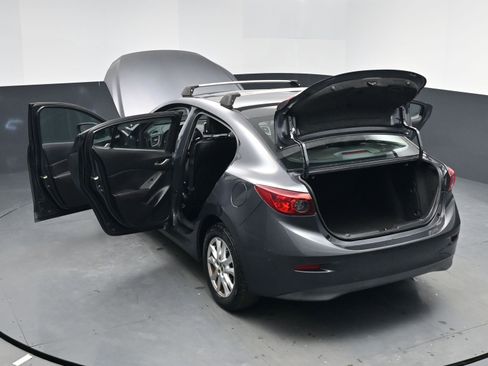 Used 2015 MAZDA MAZDA3 i Grand Touring image 23