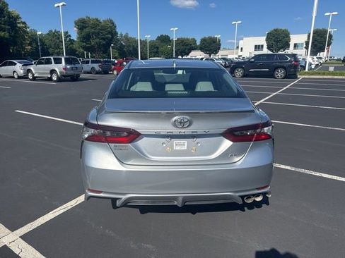 Used 2023 Toyota Camry SE w/ Convenience Package FWD image 5