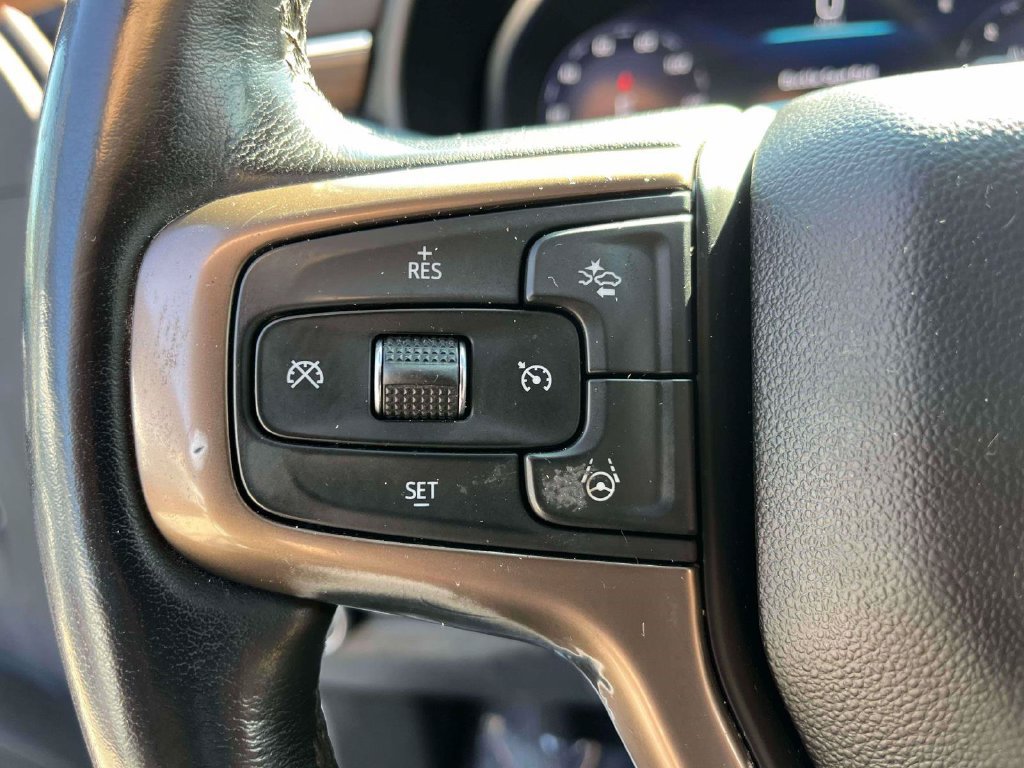 Used 2023 Chevrolet Suburban High Country w/ Advanced Technology Package AWD/4WD image 22