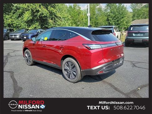 Used 2025 Nissan Murano SL w/ Cargo Package image 2