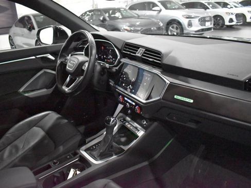 Used 2023 Audi Q3 2.0T Premium Plus w/ Premium Plus Package AWD/4WD image 26