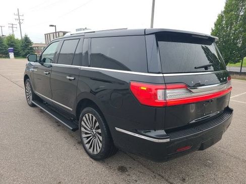 Used 2018 Lincoln Navigator L Reserve w/ Technology Package AWD/4WD image 4
