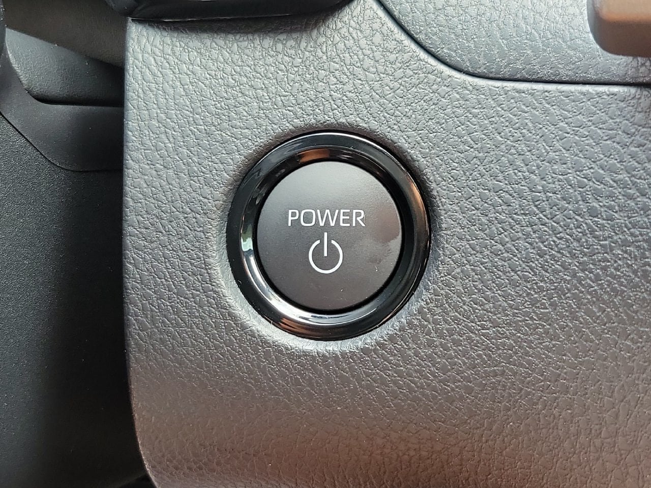 Used 2026 Toyota Camry SE FWD image 31