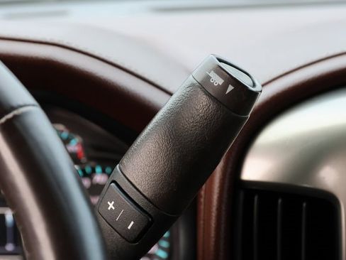 Used 2016 Chevrolet Silverado 3500 High Country w/ Duramax Plus Package image 27