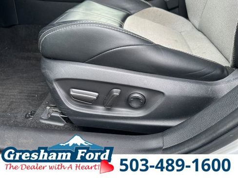 Used 2021 Toyota Corolla XSE image 31