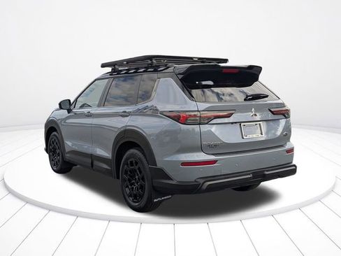 New 2026 Mitsubishi Outlander AWD image 5