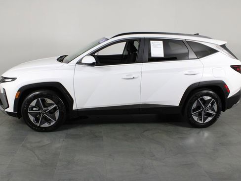 Used 2026 Hyundai Tucson SEL FWD image 12