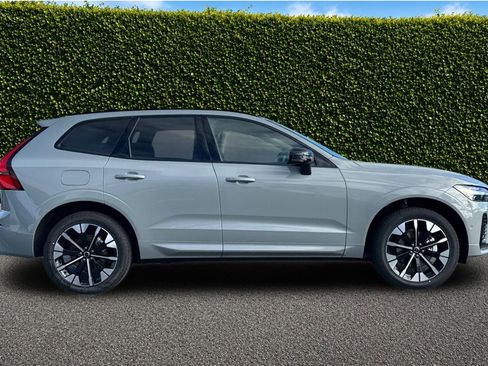 New 2026 Volvo XC60 B5 Plus w/ Climate Package AWD/4WD image 7