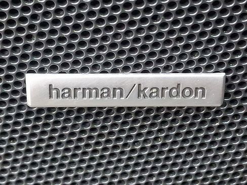 Used 2021 Subaru Forester Limited image 27