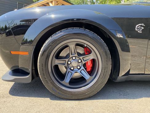 Used 2022 Dodge Challenger SRT Super Stock RWD image 11