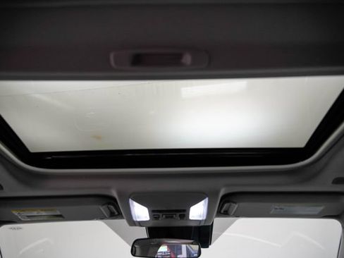 Used 2023 Toyota RAV4 XLE Premium AWD/4WD image 3