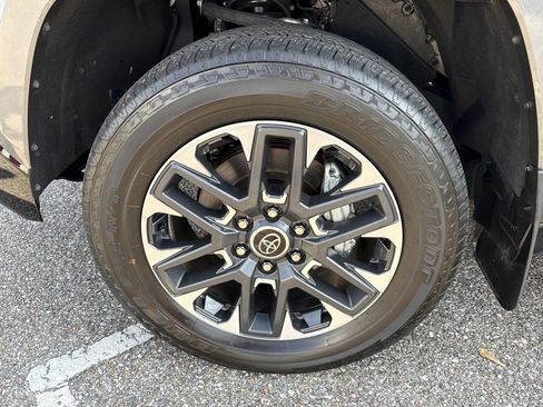 Used 2024 Toyota Tundra Limited image 10