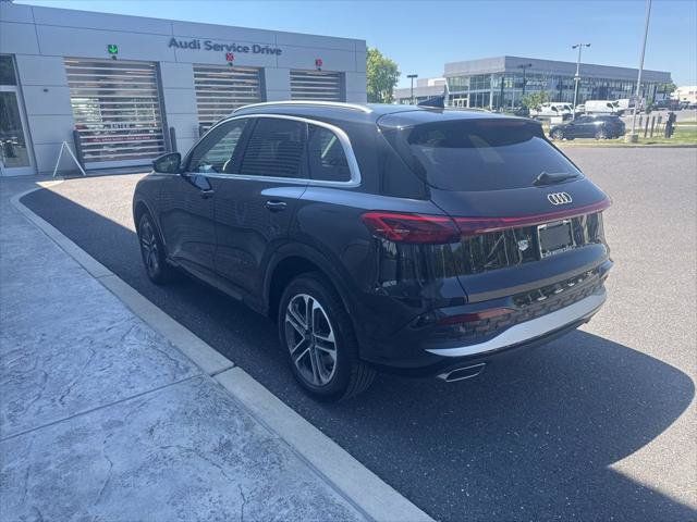 Certified 2025 Audi Q5 Premium w/ Convenience Package AWD/4WD image 11
