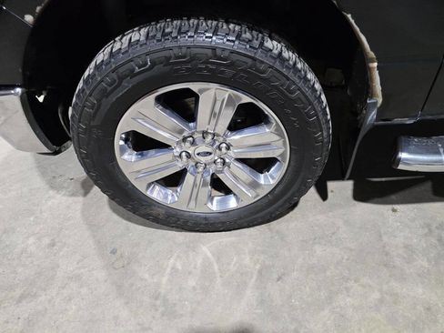 Used 2014 Ford F150 XLT w/ Equipment Group 302A Luxury AWD/4WD image 23