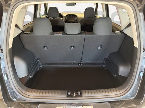 Used 2024 Kia Soul LX image 13