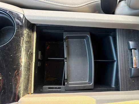 Used 2022 Honda Pilot Elite image 33