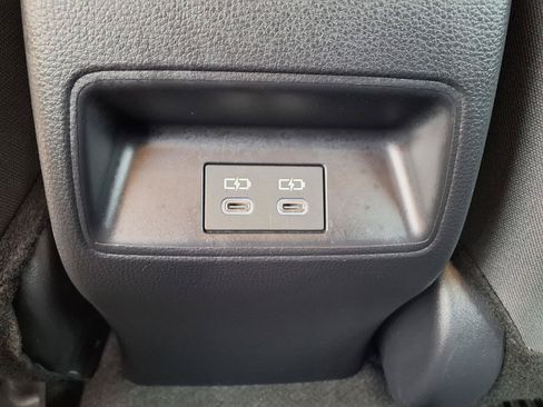 Used 2025 Toyota Corolla LE w/ LE Premium Package FWD image 27