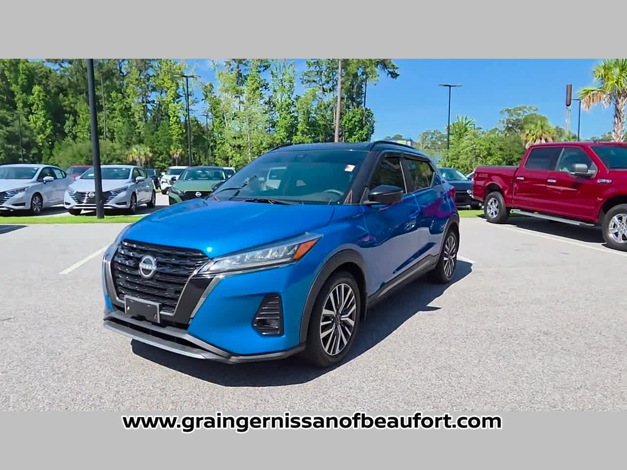 Used 2023 Nissan Kicks SR w/ SR Premium Package FWD image 21