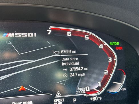 Used 2021 BMW M550i xDrive w/ Executive Package image 19