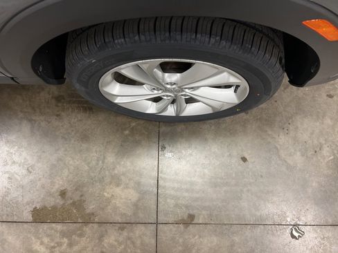 Certified 2022 Buick Encore GX Preferred w/ Cold Weather Comfort Package image 18