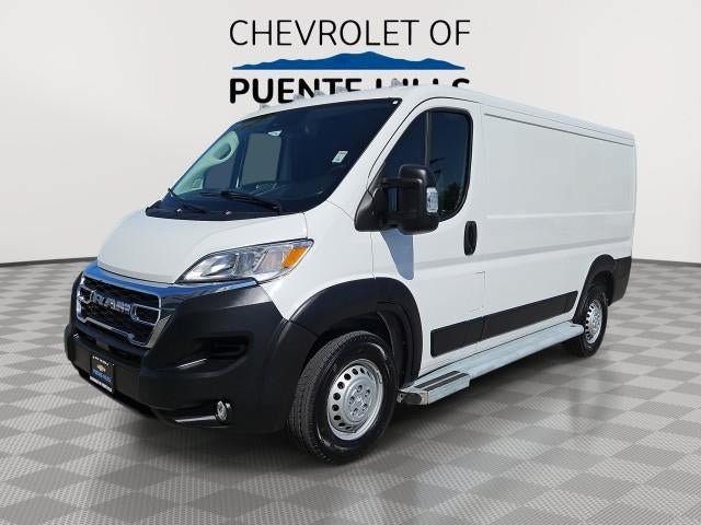 Used 2025 RAM ProMaster 2500 w/ U-Haul Equipment Group FWD image 1