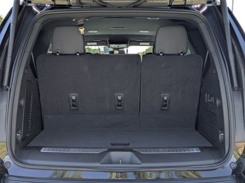 Certified 2025 Chevrolet Tahoe Premier image 13