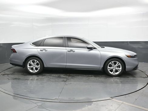 Used 2024 Honda Accord LX image 4