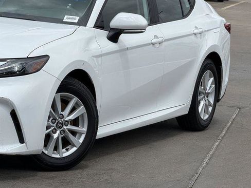 Certified 2025 Toyota Camry LE FWD image 3