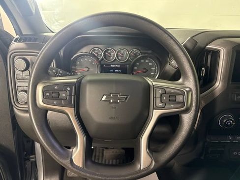 Used 2021 Chevrolet Silverado 1500 Custom Trail Boss w/ Safety Confidence Package AWD/4WD image 18