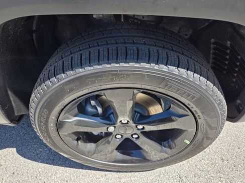 New 2026 Jeep Grand Cherokee Limited w/ Limited Altitude Package image 30