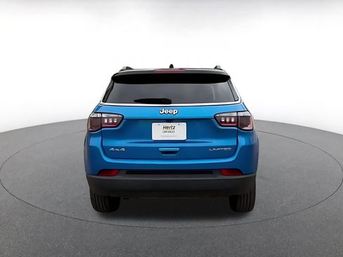 Used 2025 Jeep Compass Limited AWD/4WD image 12