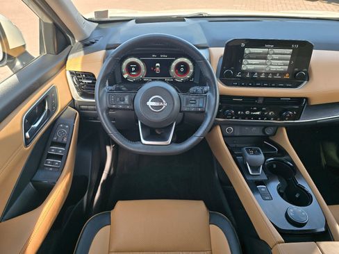 Used 2023 Nissan Rogue Platinum w/ Platinum Premium Package AWD/4WD image 13
